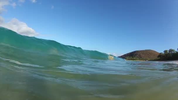 Jätte blå ocean wave — Stockvideo