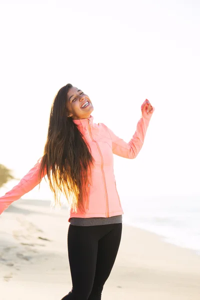 Happy young woman — Stock Photo, Image