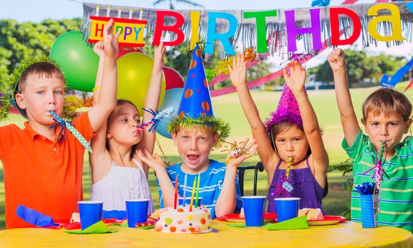 Πάρτι γενεθλίων για παιδιά — Φωτογραφία Αρχείου