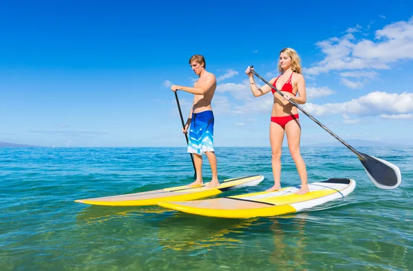 Couple Stand Up Paddle Surfing In Hawaii — Stock Photo, Image