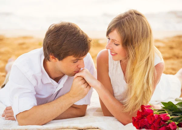 Young couple in love — Stock Photo, Image