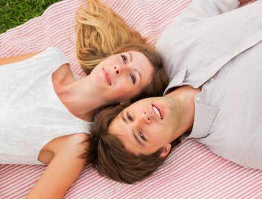 Park romantik piknik
