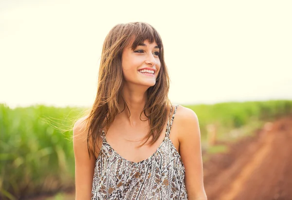 Mujer sonriente, Estilo de vida —  Fotos de Stock