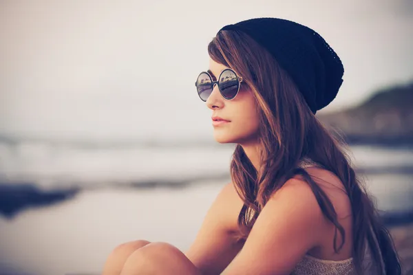 Young fashion hipster woman — Stock Photo, Image