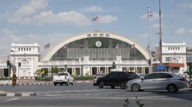 31 Aralık 2021: Bangkok, Tayland: Hua Lamphong Bangkok Tren İstasyonu