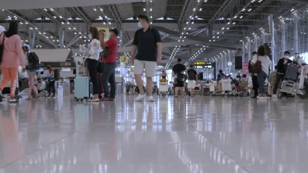 Mart 2022 Bangkok Tayland Pov Havaalanının Kalkış Terminali Suvannabhumi Havalimanı — Stok video