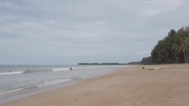 Plaża Piasek Morski Niebo Widok Morze Plaży Letni Dzień Plaża — Wideo stockowe
