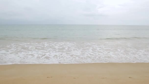 Água Natural Onda Mar Com Espuma Praia Branca Beleza Arenosa — Vídeo de Stock