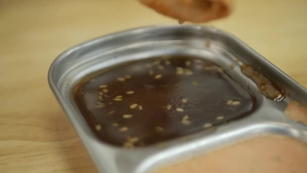 Mergulhar Porco Molho Cozinha Tradicional Coreana — Vídeo de Stock