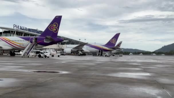 June7 2022 Phuket Thailand View Slowmotion Airport Parking Bay Boeing — ストック動画