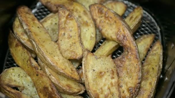 Pommes Terre Rôties Croustillantes Maison Coin Cuit Dans Airfryer Menu — Video