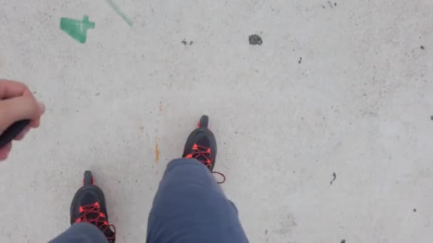 Slowmotion While Rollerskaing Rollerblade Concrete Ground — Stock video