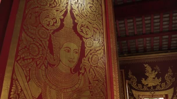 Вид Пофарбоване Золоте Мистецтво Тайському Стилі Храмі — стокове відео