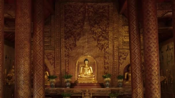 Bella Statua Dorata Budha Phra Singha All Interno Wat Phra — Video Stock