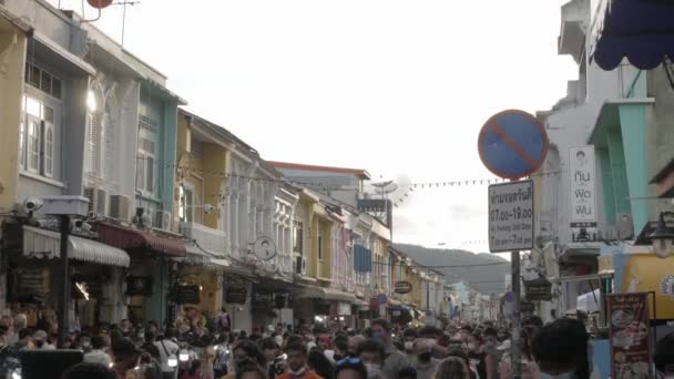 July 2022 Phuket Thailand Crowded Tourist People Shopping Thalang Road — ストック動画
