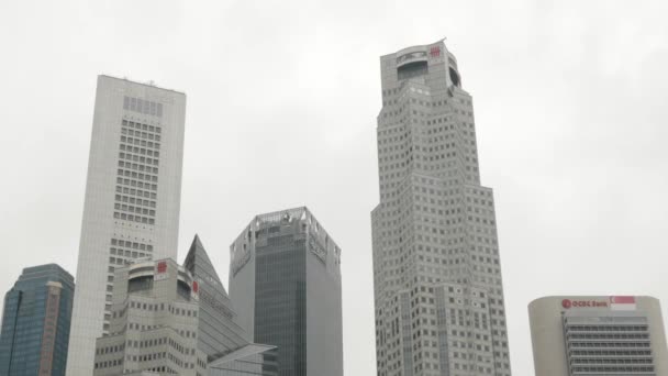 2022年8月21日 シンガポール シンガポールの中心ビジネス地区都市 近代的な大都市中心部の建物の高層ビルオフィス金融ビルタワーまでの眺め — ストック動画