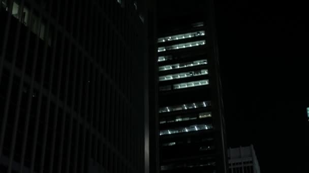 Gece Görüşü Singapur Şehrindeki Yüksek Gökdelen Ofis Finans Binalarına Bakın — Stok video