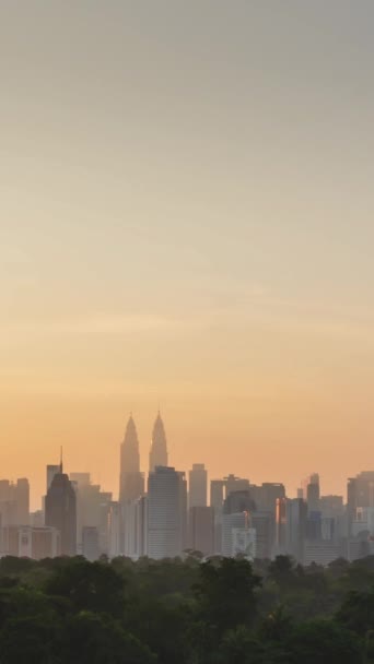 Vertikale Zeitraffer Landschaft Blick Auf Kuala Lumpur Stadtzentrum Innenstadt Bezirk — Stockvideo