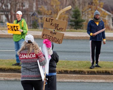 Citizens protesting vaccine mandates for COVID at the Newfoundland and Labrador House of Assembly (Confederation Building), taken on November 20, 2021, in St. John's.