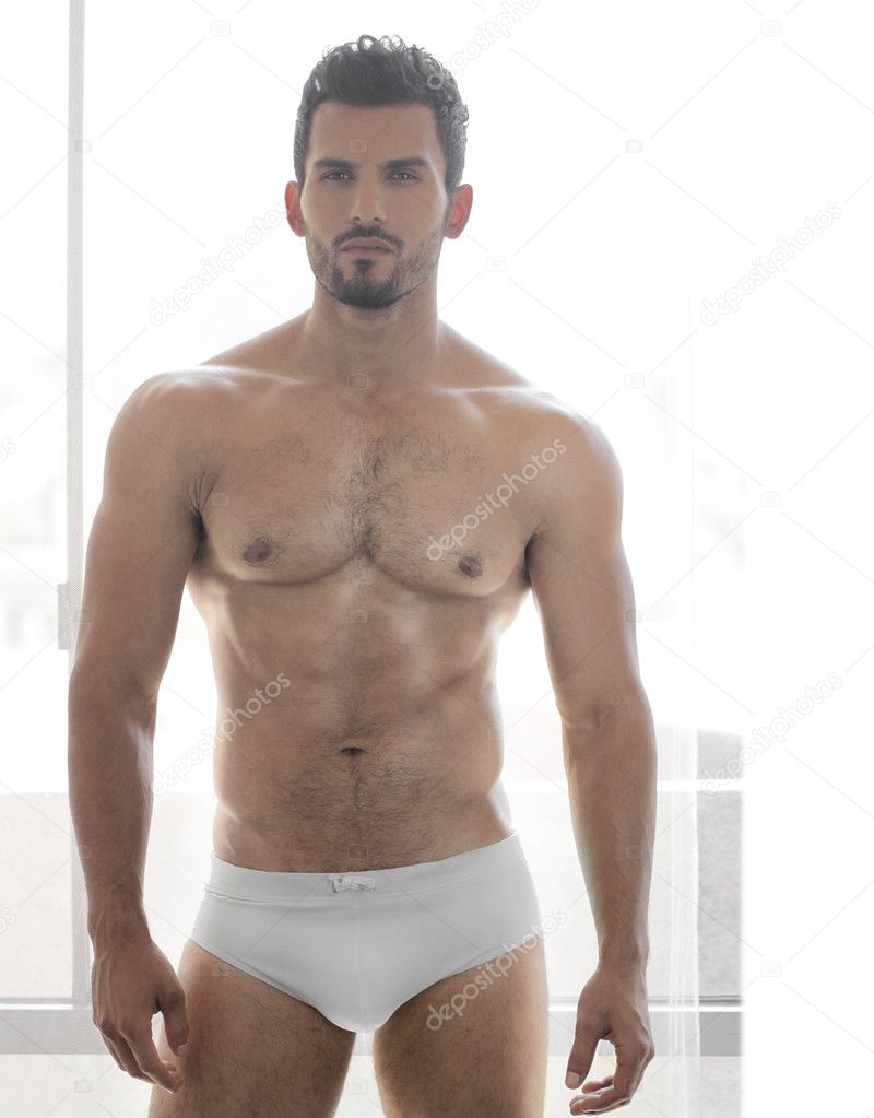 Hombre en ropa interior — Foto de stock #12693534 © curaphotography