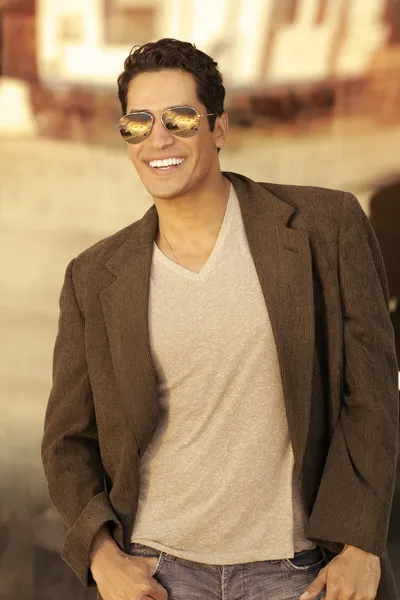 Sexy homem óculos de sol — Fotografia de Stock