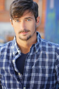 adam portresi