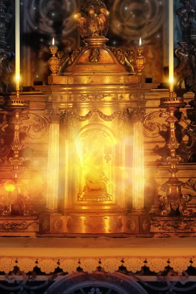 Glowing altar — Stock Photo, Image