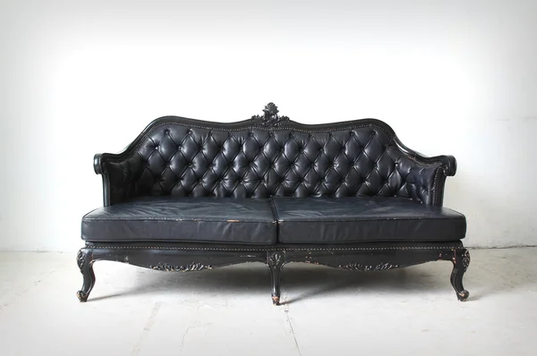 Vintage-Sofa im Zimmer — Stockfoto