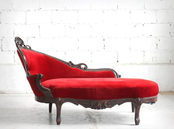 Rotes Sofa — Stockfoto