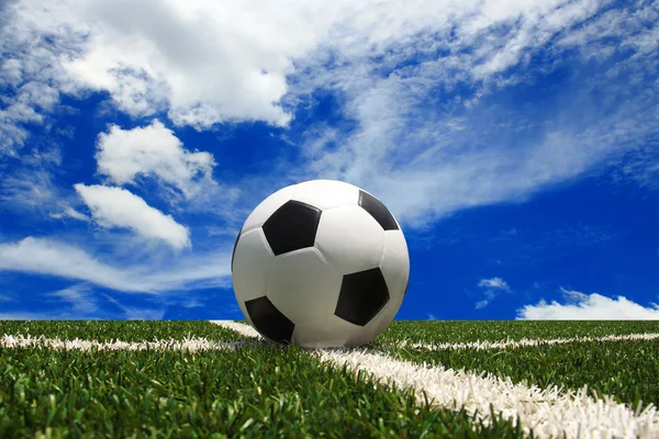 Fútbol campo de fútbol estadio hierba línea pelota fondo textura —  Fotos de Stock