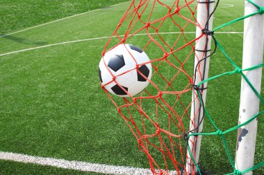 futbol futbol gol ile yeşil çim alan net