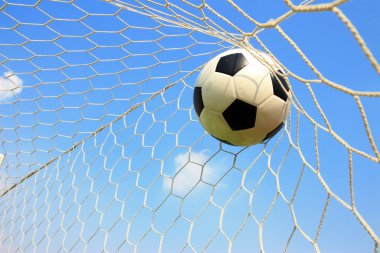 Kalede futbol topu 