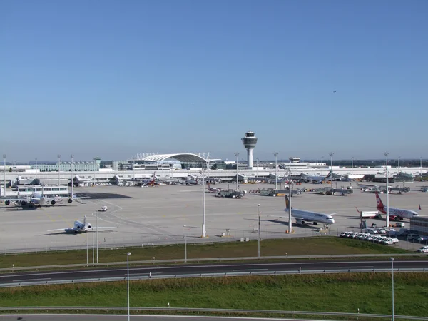 Tornet i München - flygplats — Stockfoto