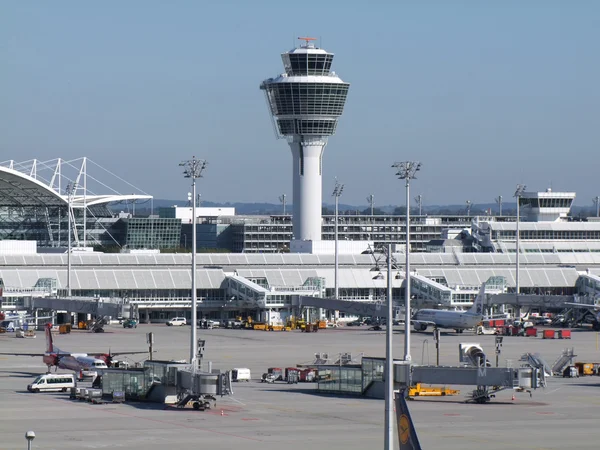 Tornet i München - flygplats — Stockfoto