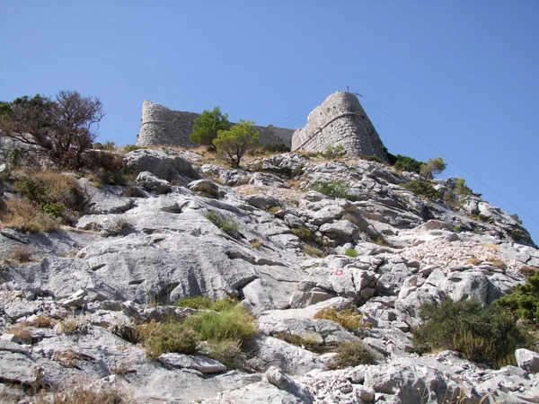 Omiš in croatia - fortica starigrad — Stock Photo, Image