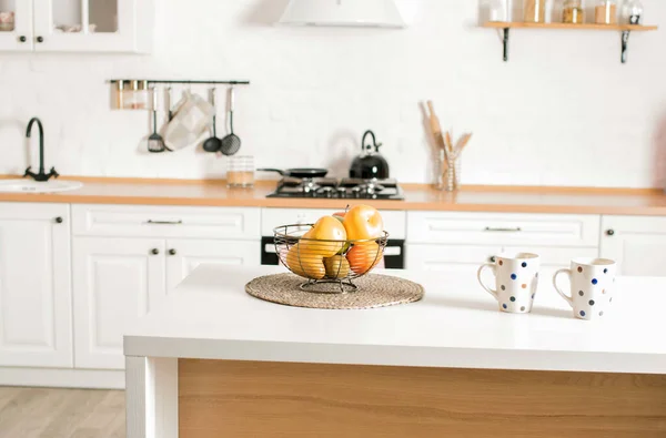 Bela Cozinha Elegante Brilhante Feita Materiais Naturais Cozinha Para Trabalhos — Fotografia de Stock