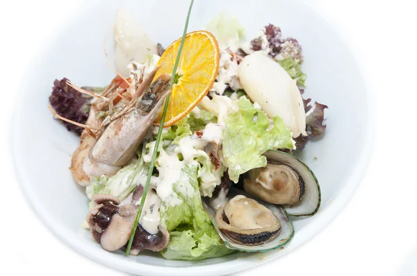 Salada com frutos do mar — Fotografia de Stock