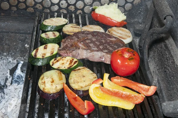 Grillade grönsaker — Stockfoto