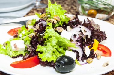 Yunan salatası
