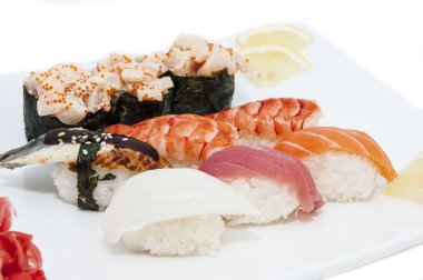 Japon suşi balık ve deniz ürünleri