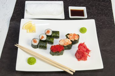 Japon suşi