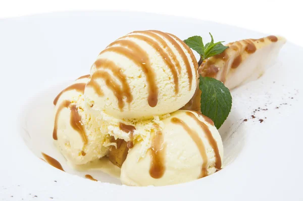 Frutta con gelato — Foto Stock