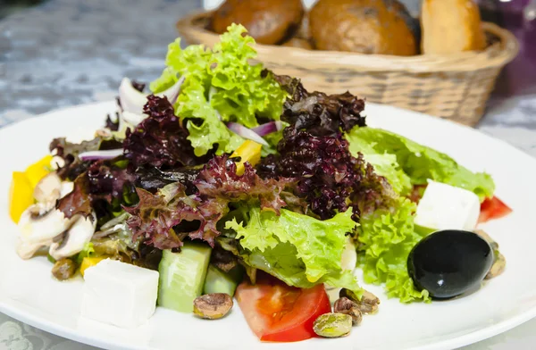 Griechischer Salat — Stockfoto