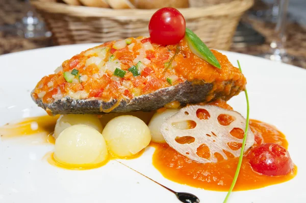 Gebackener Fisch — Stockfoto