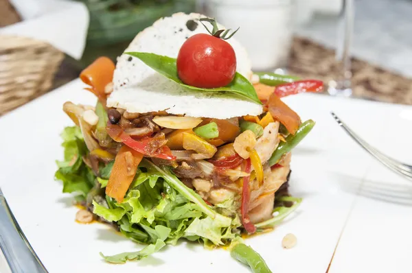 Salatgemüse und Gemüse — Stockfoto