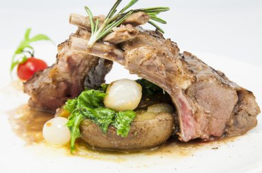 Kızarmış kaburga buzağı