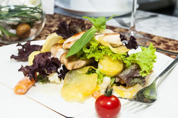 Chicken salad — Stock Photo, Image