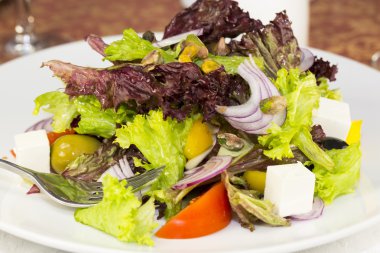 Yunan salatası