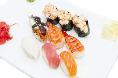 Japon suşi
