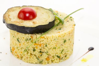 Patlıcan ile pirinç